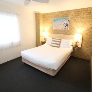 One Bedroom with Kitchenette