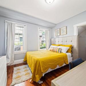 Queen Room with Shared Bathroom