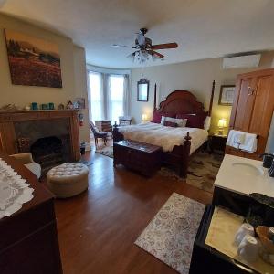 King Room