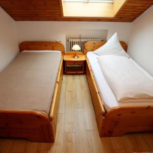 Double Room with Private External Bathroom