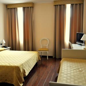 Basic Triple Room