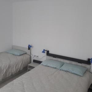 Triple Room with Shared Bathroom
