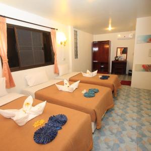 Triple Room with Garden View