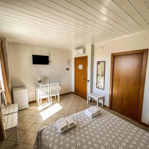 Double Room with View