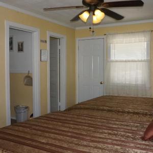 Queen Room with Two Queen Beds #5