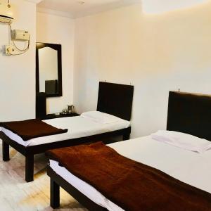 Triple Room with Private Bathroom