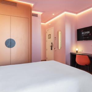 Single Room with Terrace