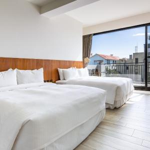 Quadruple Room with Balcony