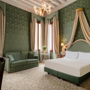Suite with Sofa Bed and View