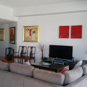Deluxe Three Bedroom Apartment with Garden View