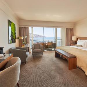 Superior Upper Floors Bay View