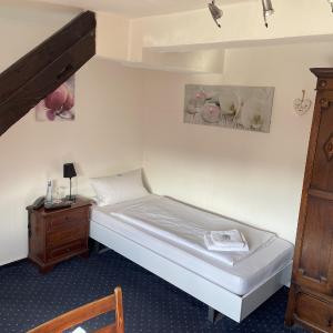 Single Room with Private Bathroom