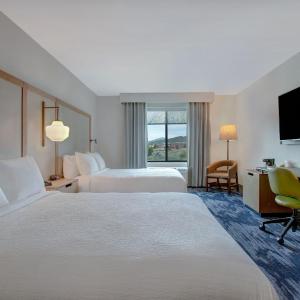 Queen Room with Two Queen Beds - Hearing Accessible