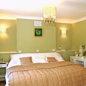 Deluxe Double or Twin Room with Shower