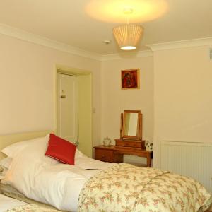 Double or Twin Room with Shower