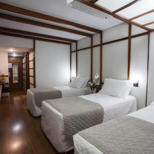 Standard Triple Room with 3 Single Beds