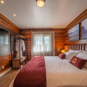 Suite with Spa Bath