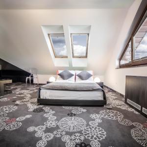 Duplex Triple Room