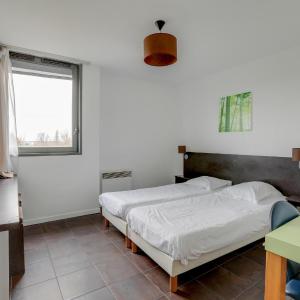 Studio (2 Single Beds)