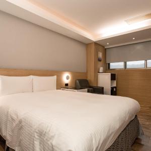 Standard Double Room (Check-in after 15:00)