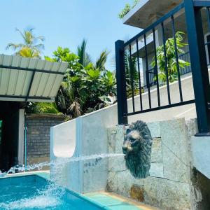 Ground Floor Apartment with Free One Way Airport shuttle