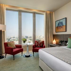 Superior Guest room, 1 King, High floor 