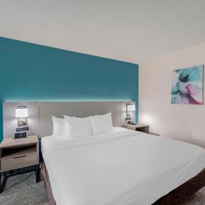 King Room - Non-Smoking