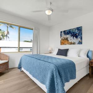 One-Bedroom Apartment with Ocean View
