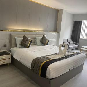 Large Double Room