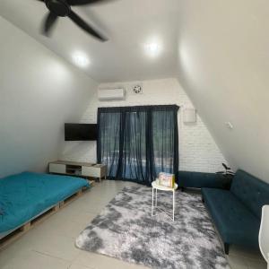 Double or Twin Room with Pool View