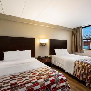 Deluxe Double Room - Courtyard View