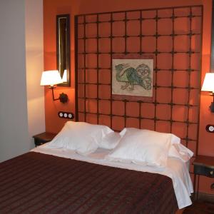 Superior Double Room (2 Adults + 1 Child )
