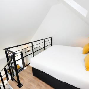 One Bedroom Apartment Duplex