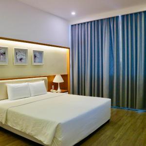 Deluxe Double or Twin Room with Sea View