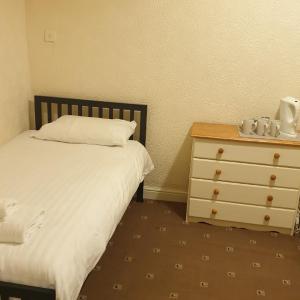 Triple Room with Shower