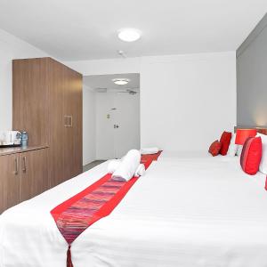 Standard King & Single Room