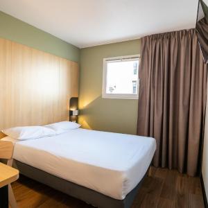 Double Room (1 - 2 Adults)