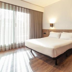 Junior Suite (1-2 Adults)