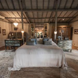 Vintage Teak House with Complimentary Afternoon Tea