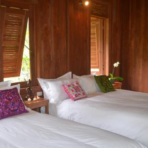 Standard Double Room with Garden View