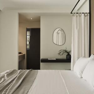Supreme Private Pool Suite Sea View