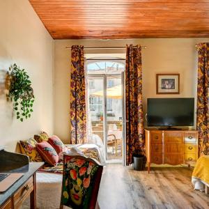 Privilege Triple Room with Terrace