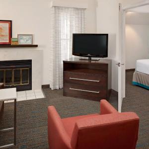 Penthouse Suite with Fireplace