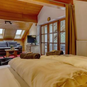 Apartment E