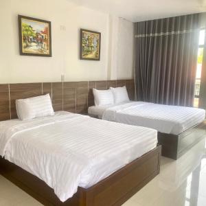 Triple Room with Balcony