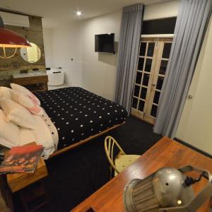 Ziggy King Room with Spa Bath