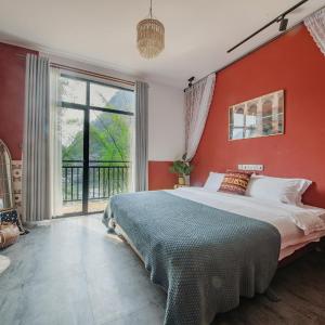 Superior Twin Room with River View
