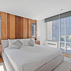 The Gotham Suite 