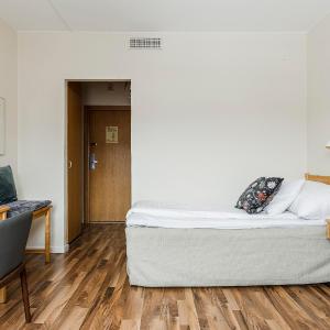 Standard Single Room - Non-Smoking