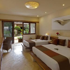 Suar Family Room
